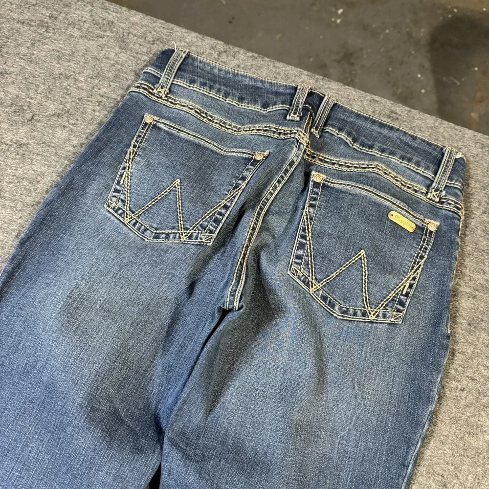 VTG Y2K Wrangler Womens Embroidered Boot Cut Jeans Size 7/8 x 32 Retro Grunge